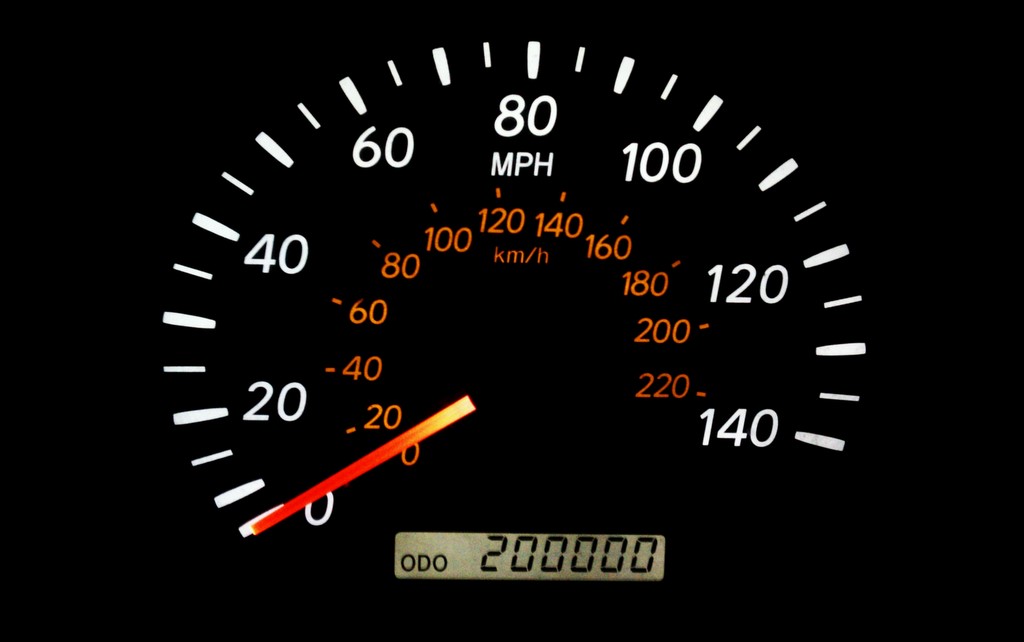 Photo of odometer at 200,000 miles